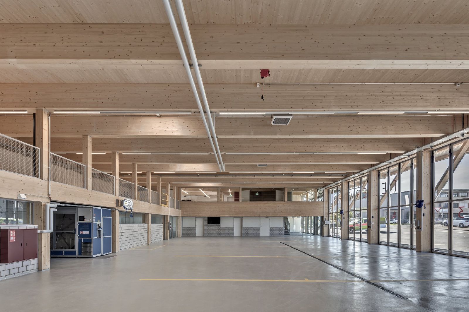 feuerwehr_zumikon_halle-2